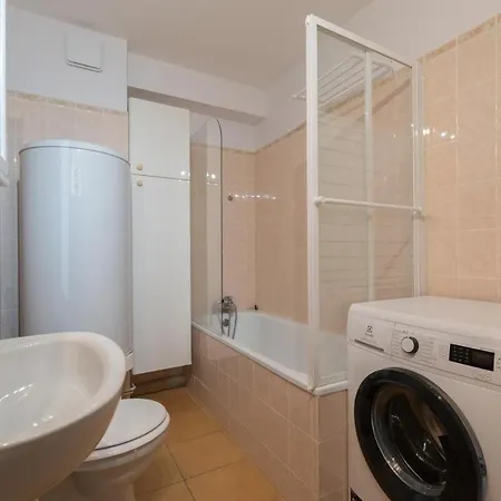 L'athena By Tranquil At アパート